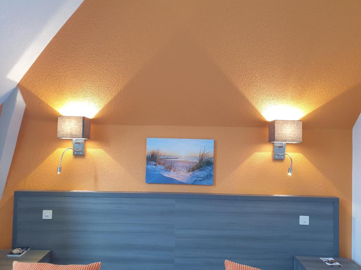 Hotel Le Rohan Charme Et Caractere Pontivy Esterno foto