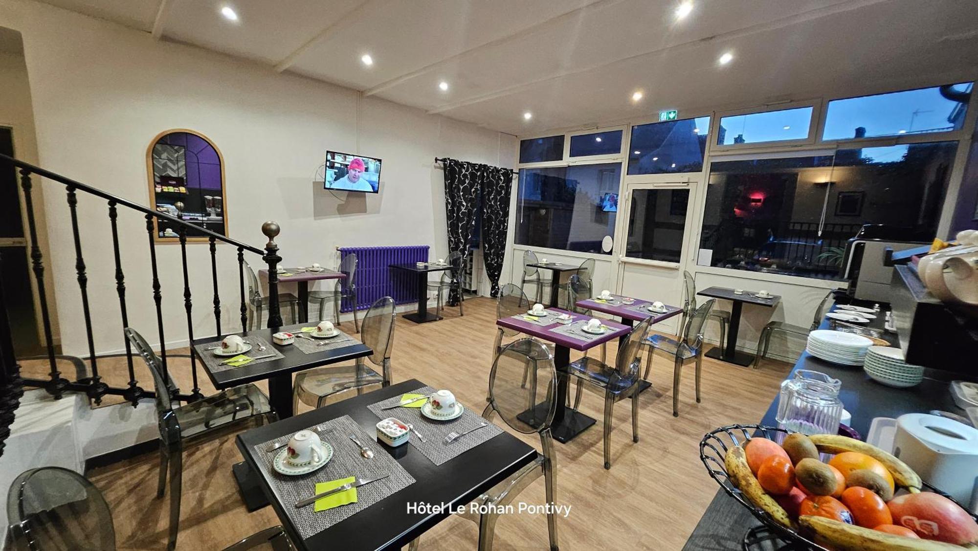 Hotel Le Rohan Charme Et Caractere Pontivy Esterno foto