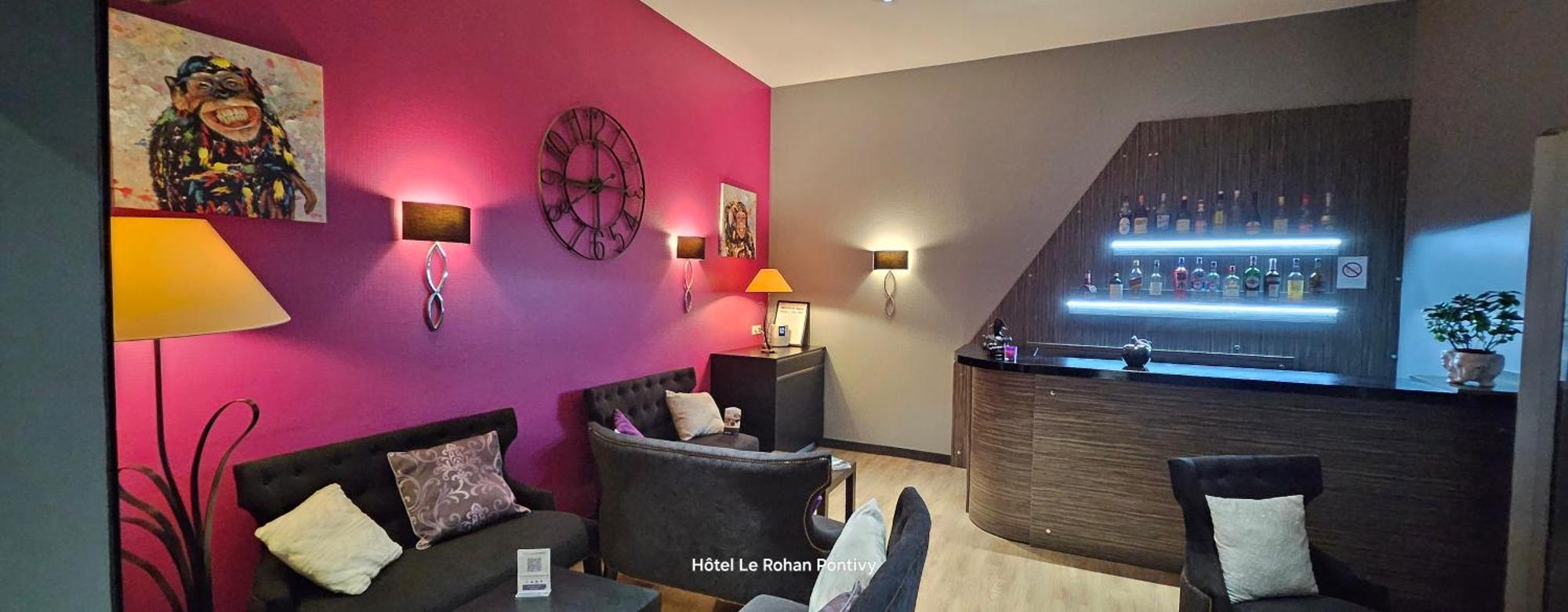 Hotel Le Rohan Charme Et Caractere Pontivy Esterno foto