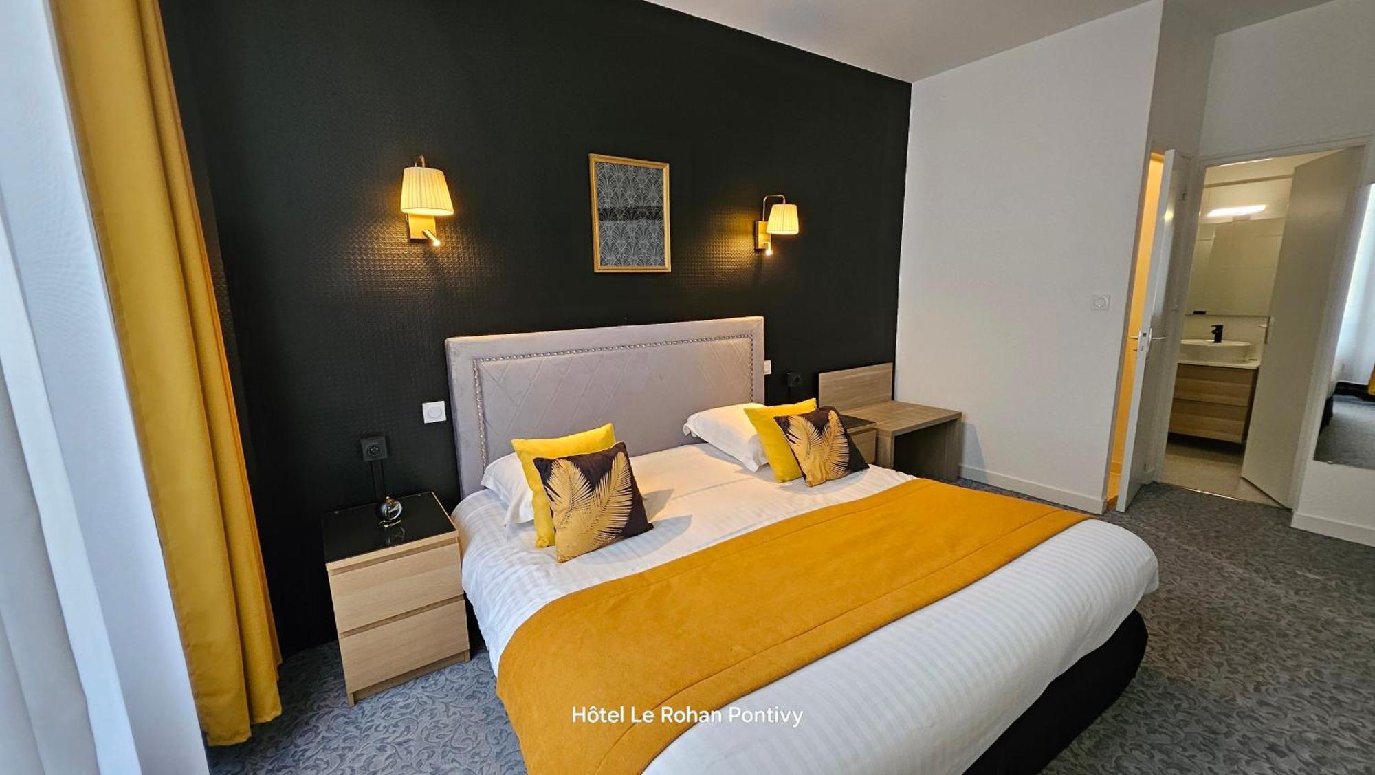 Hotel Le Rohan Charme Et Caractere Pontivy Esterno foto