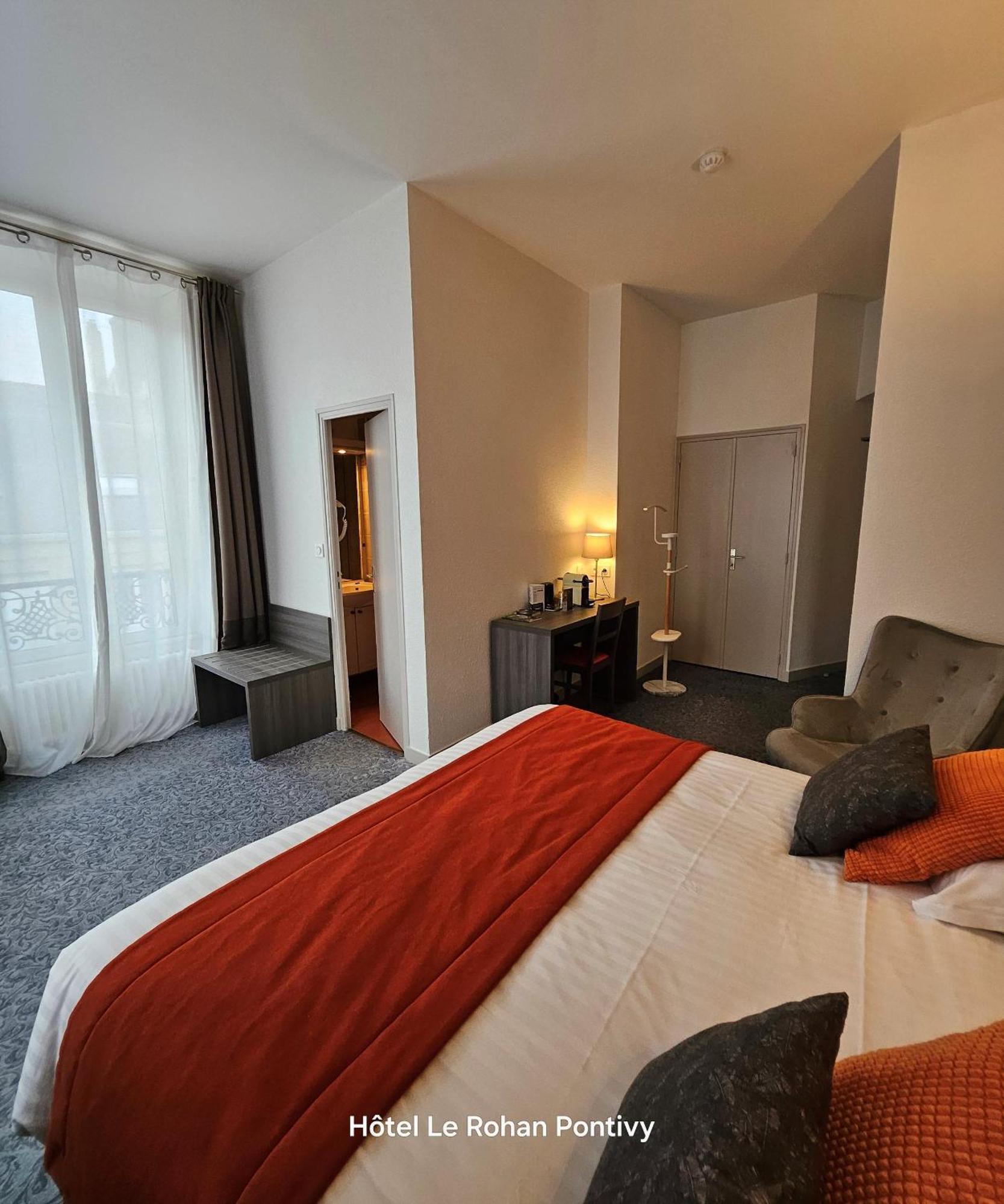 Hotel Le Rohan Charme Et Caractere Pontivy Esterno foto