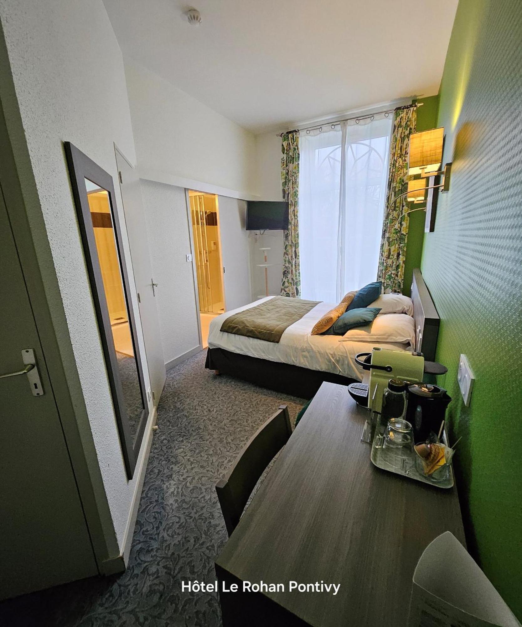 Hotel Le Rohan Charme Et Caractere Pontivy Esterno foto