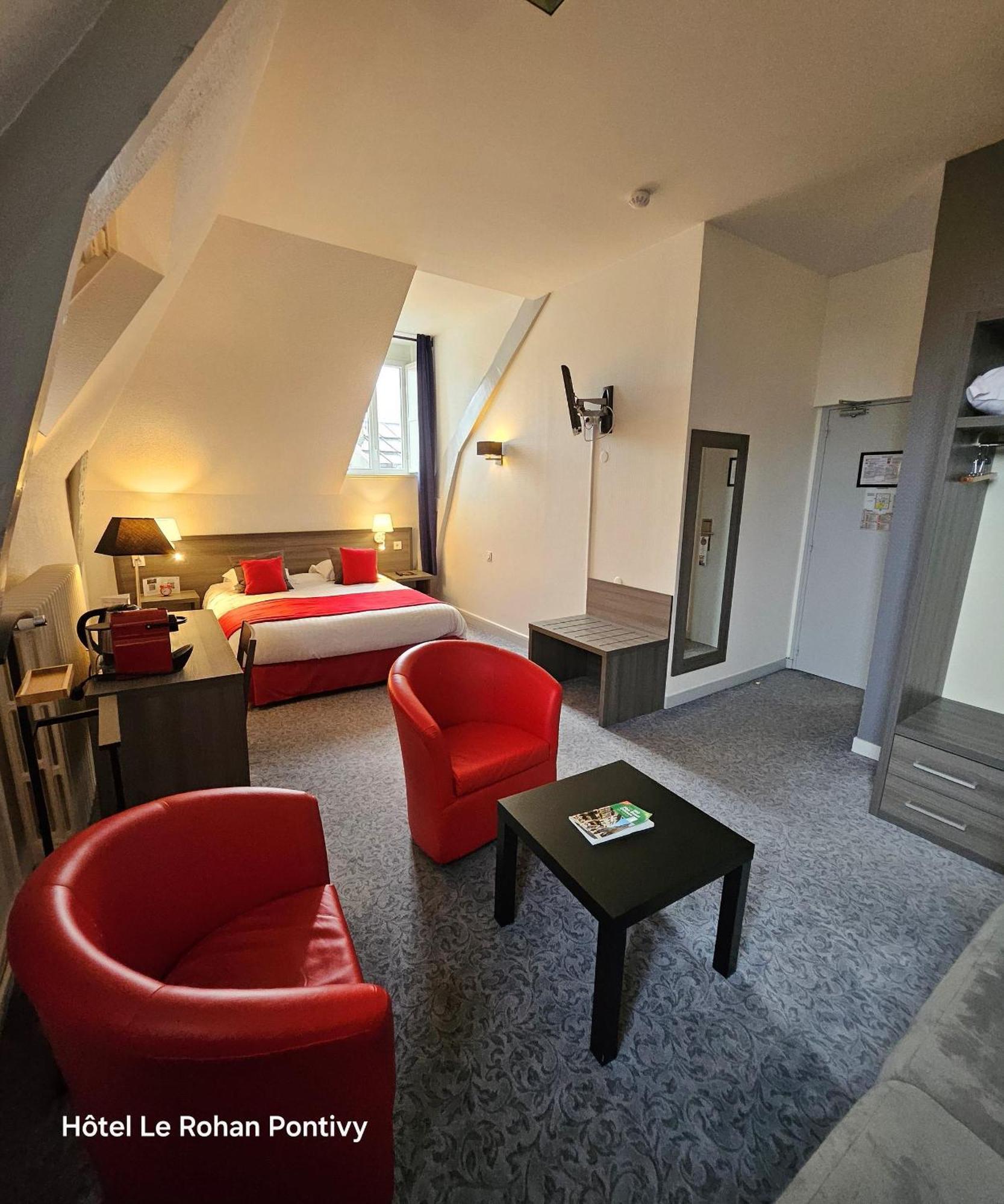 Hotel Le Rohan Charme Et Caractere Pontivy Esterno foto